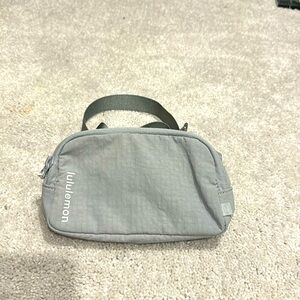 NWOT mini belt bag